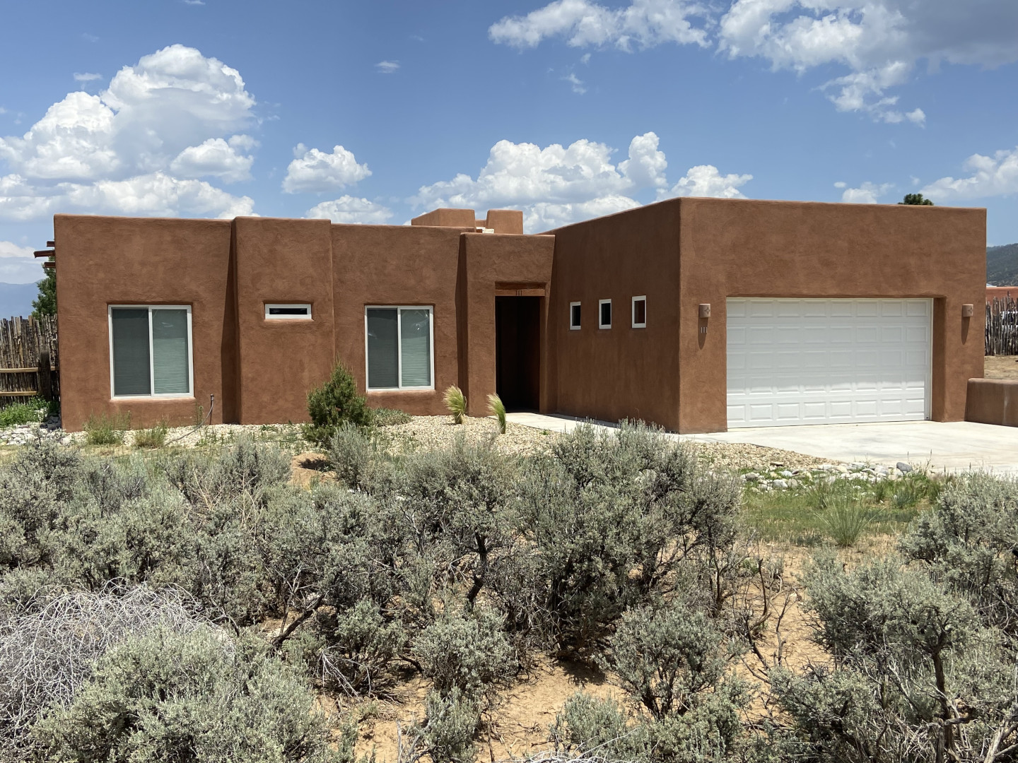 rental image